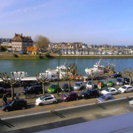 Au 112 Bis Lägenhet Trouville-sur-mer Exteriör bild